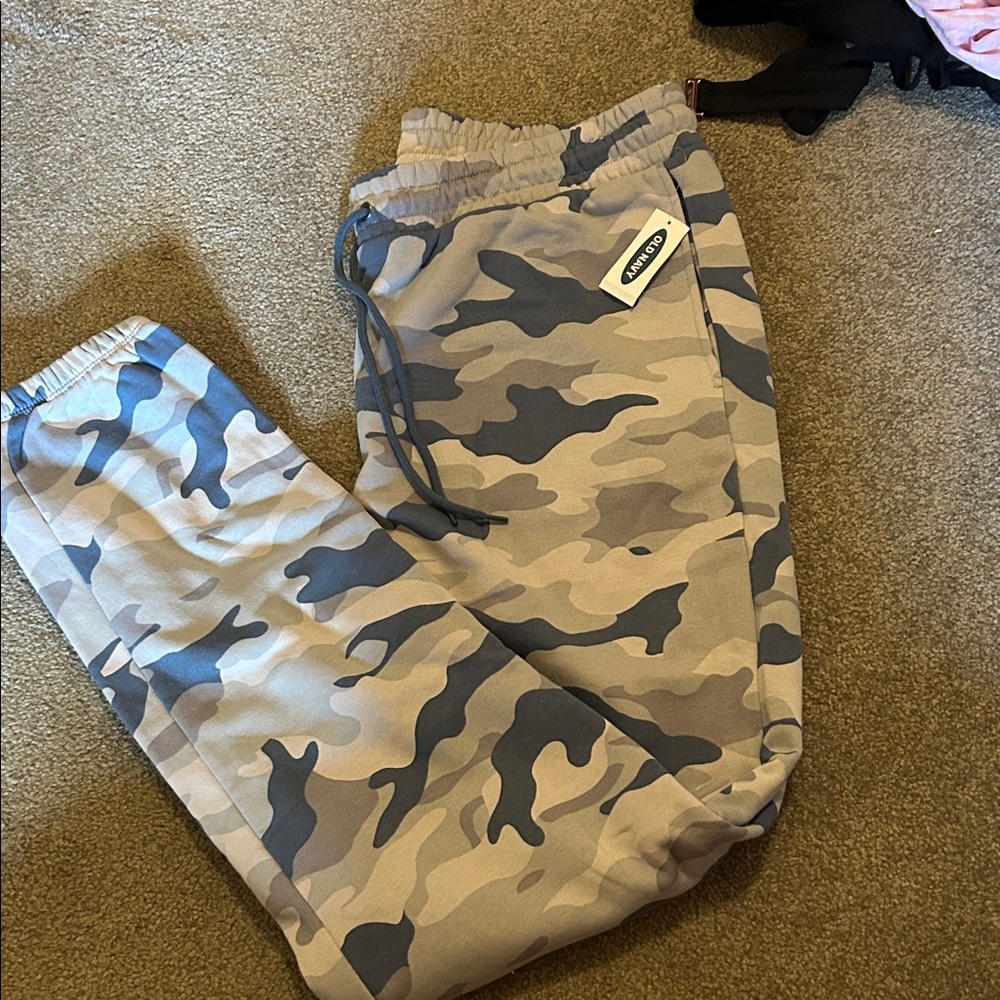 Old Navy Gray Camouflage Kids Joggers